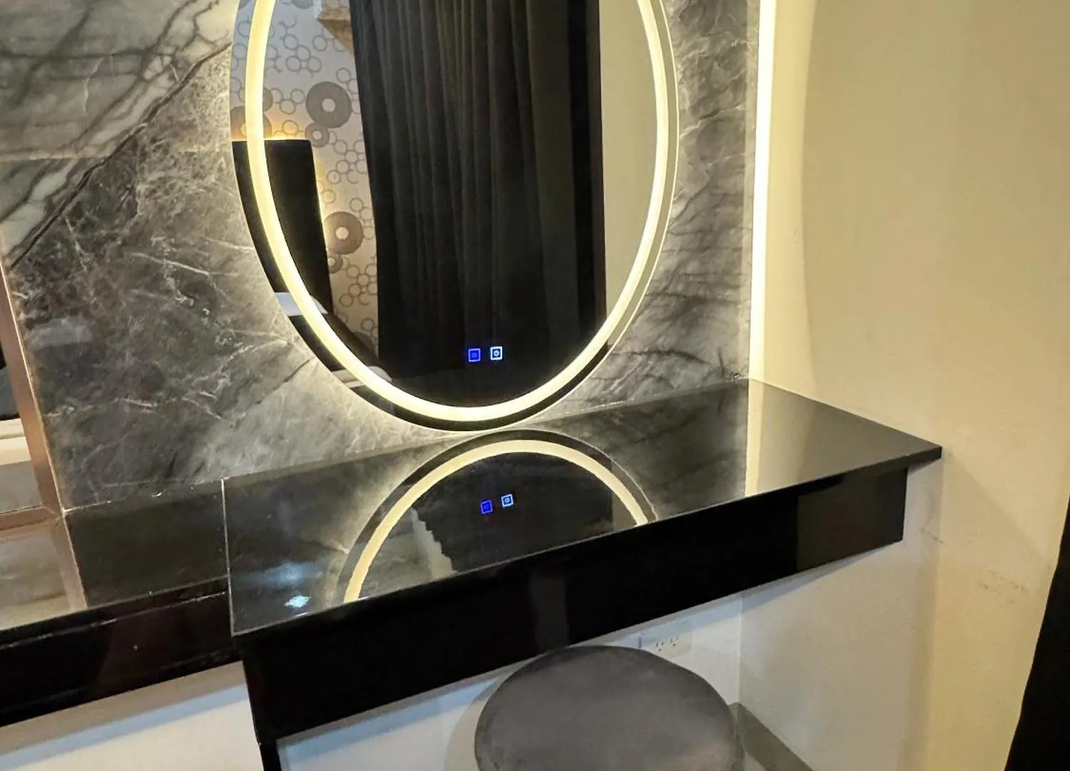 M&M Condostay At Shore 2 Residences Tower 3 Manila